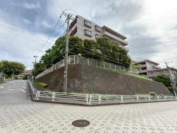 ヒルトップ横濱根岸セントラルコート