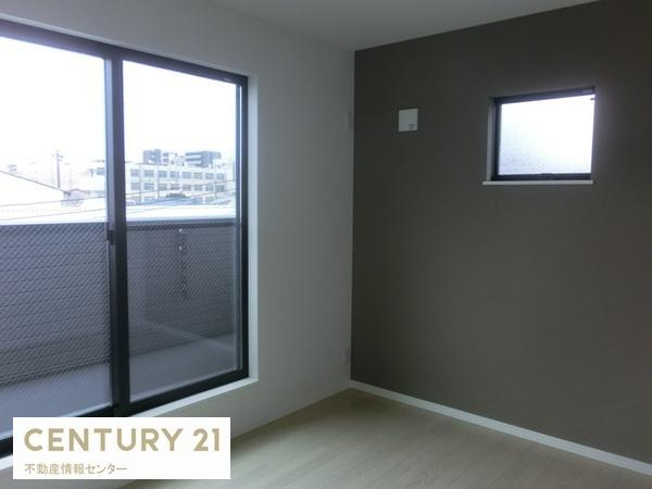 【その他】 | 竹島３丁目　建築条件付宅地 | 　建築参考プラン（間取り図面参照）
　延床面積：８９.３２平米
　間取り：４ＬＤＫ
　価格：２０８０万円