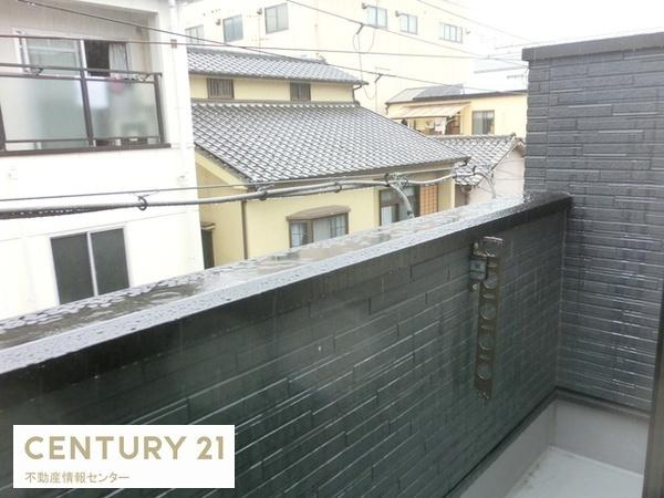 【その他】 | 竹島３丁目　建築条件付宅地 | 　建築参考プラン（間取り図面参照）
　延床面積：８９.３２平米
　間取り：４ＬＤＫ
　価格：２０８０万円