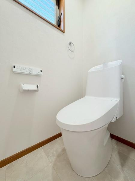 川崎市多摩区南生田２丁目の中古一戸建のトイレ|多機能パネル付きトイレです！