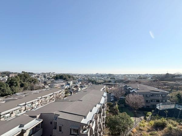 川崎市多摩区南生田２丁目の中古一戸建のその他|バルコニーからの眺望です。