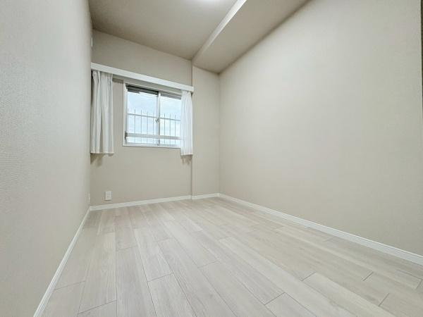 多摩川久地パークハイツの寝室| 朝を清々しく迎える、特別な居場所