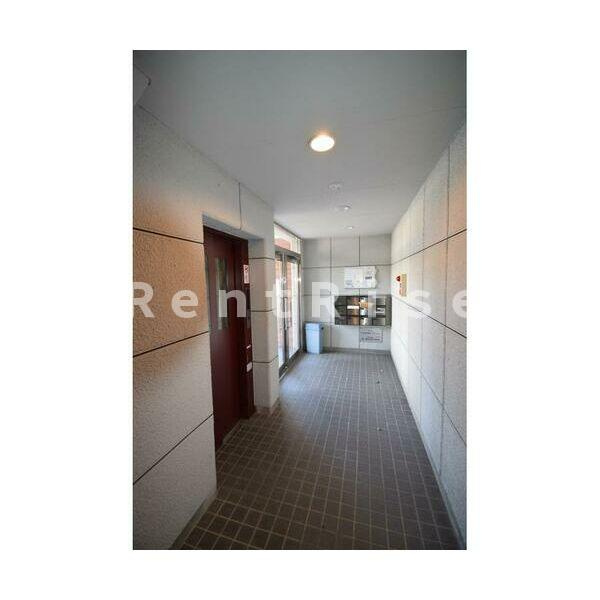 サニーコート平和のロビー