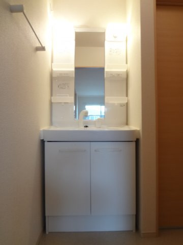 ブリアン・ヴェールⅣの洗面所