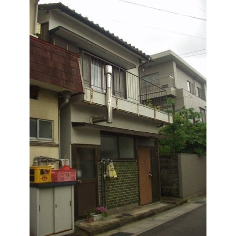 岐阜市鏡島中１丁目の一戸建て