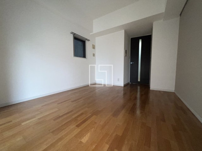 【居間・リビング】 | QCフラット北堀江 | QCフラット北堀江（キューシーフラット北堀江） 洋室