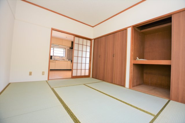【内装】 | 石川メゾネット | 畳でゆっくりくつろげるお部屋です