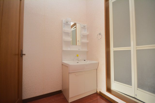 【脱衣所】 | 田川市奈良バルク売り | Vivir石川203号室