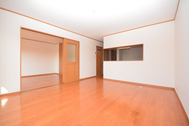 【居間・リビング】 | 田川市奈良バルク売り | クレアール石川202号室（リビング）