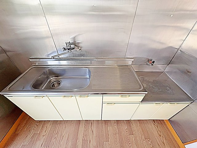 元柴田東アパートのキッチン