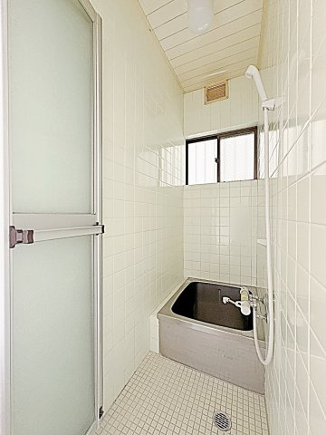 元柴田東アパートの浴室