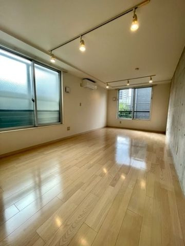 レジディア駒沢大学の内装