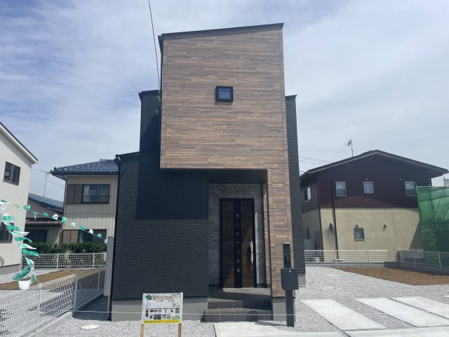 【前面道路含む現地写真】 | 深谷市小前田第3期　クライン　新築戸建　全2棟　2号棟