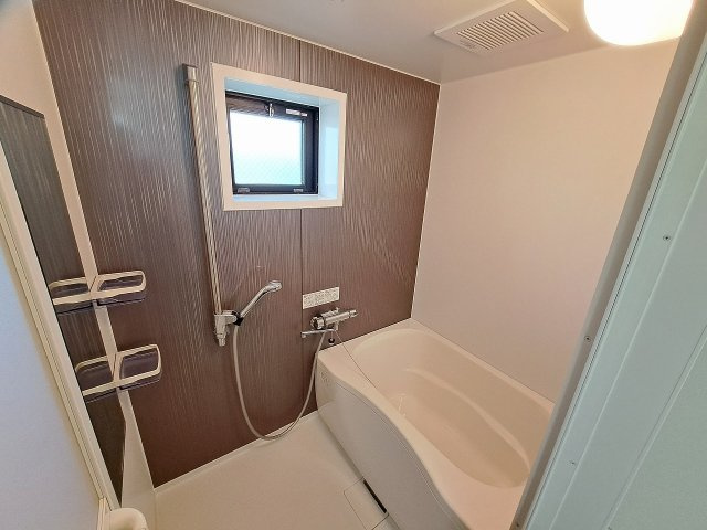 キフエ・ヒミトSAの浴室