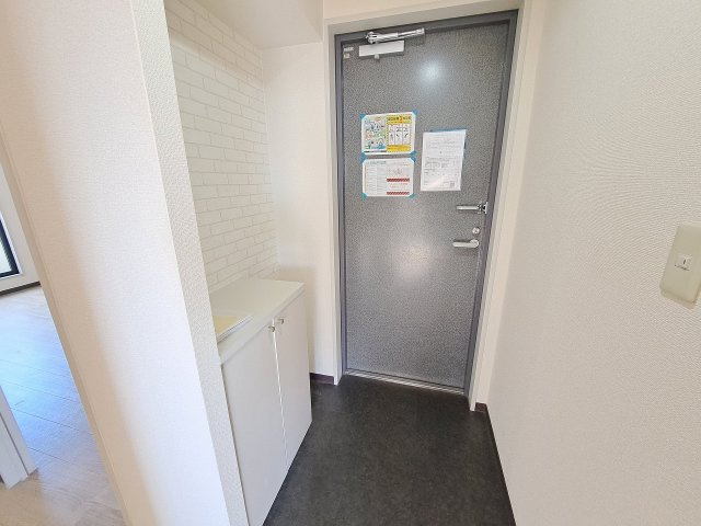 キフエ・ヒミトSAの玄関