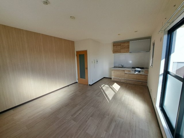 キフエ・ヒミトSAの居間・リビング