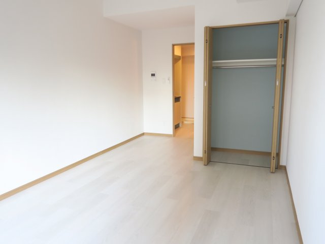 ダイヤマンションの居間・リビング