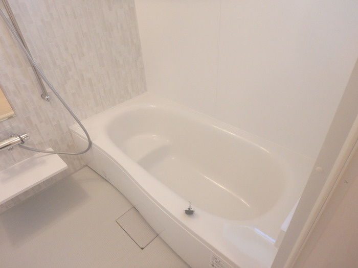 グローリアス　Ⅲの浴室