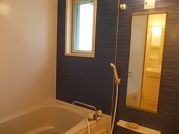 【浴室】 | カルムメゾン | きれいなお風呂です