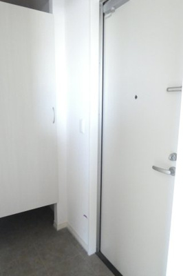 【玄関】 | ブランネージュ新山口Ⅱ | 同間取り別部屋写真です。