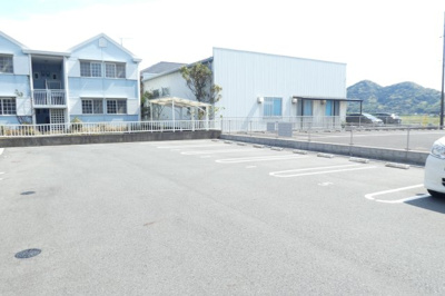 【駐車場】 | ブランネージュ新山口Ⅱ