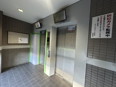 【その他共用部分】 | セントラルステージ光明池 | 【エレベーター】荷物が多い日も楽々にお部屋に持っていけますね！