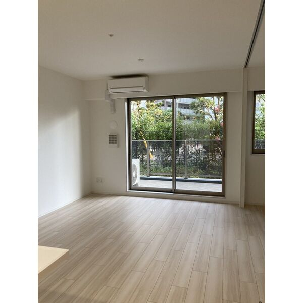 アーバンパーク淡路の居間・リビング