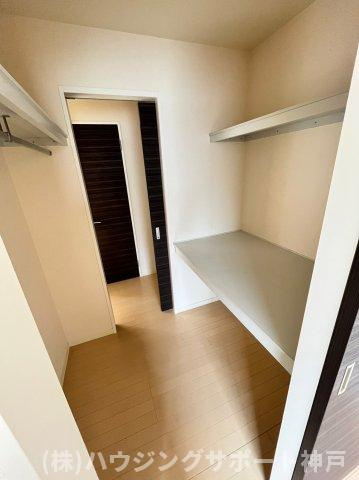 ロイヤルサニーハイツの収納