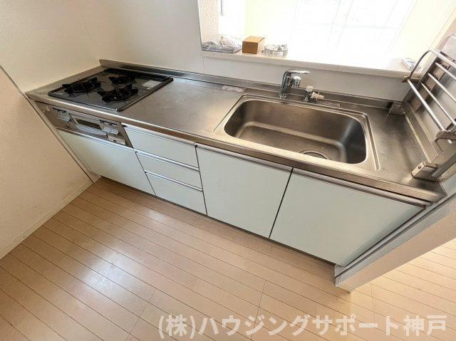 ロイヤルサニーハイツのキッチン