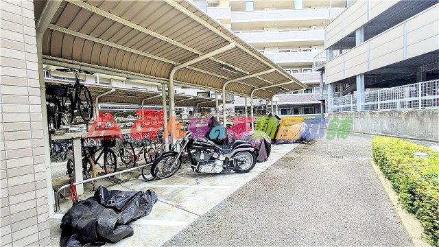 エバーライフネアシティ久留米弐番館の駐輪場