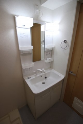 【独立洗面台】 | エストレーラ