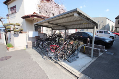 【その他共用部分】 | エストレーラ | 駐輪場