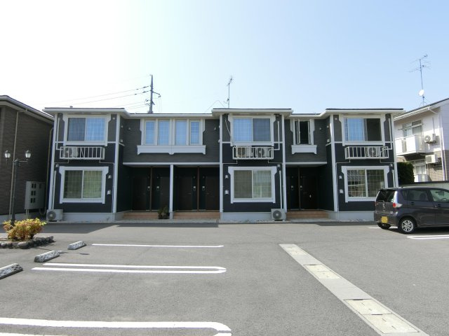 ラ　プロムナードＢ