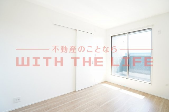 grand maison K【キャッシュバック対象物件】の洋室|広々とした洋室です