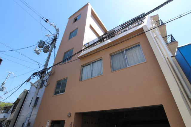 中塚マンションの外観