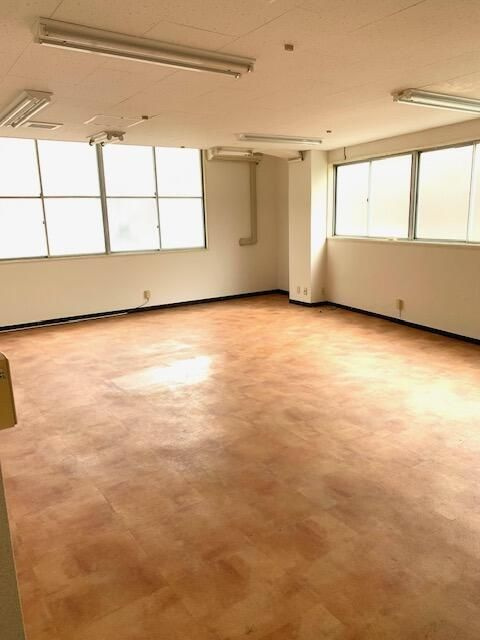 石井ビルの寝室