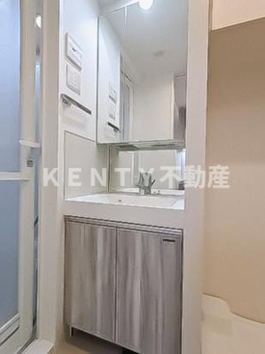 【洗面所】 | アジールコート東大井 | 明るい洗面所です