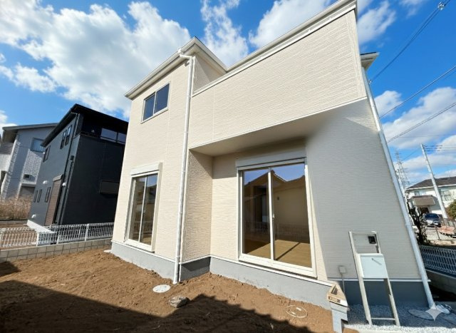 【LiveleGarden】宇都宮市細谷 第7 全3棟の外観|〇3号棟【4LDK+2WIC+カースペース3台】
全居室6帖以上のゆとり♪子育てファミリーに人気の和室がついた間取り☆角地の開放的な立地♪駐車スペース3台可能です！
※2026年2月撮影
