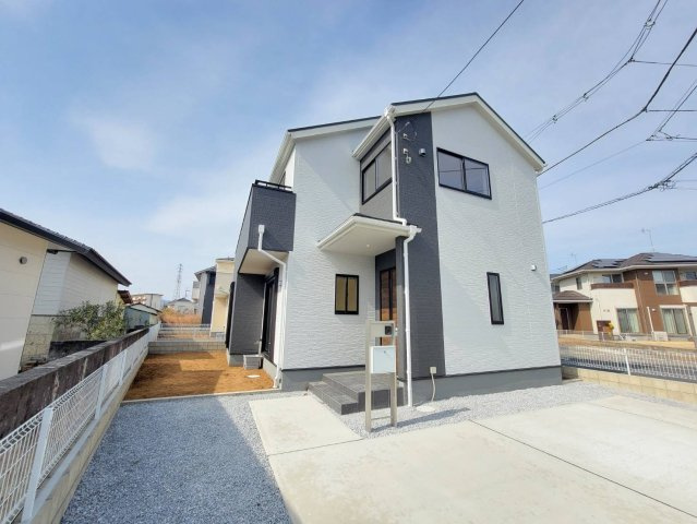 【LiveleGarden】宇都宮市細谷 第7 全3棟の外観|〇3号棟【4LDK+2WIC+カースペース3台】
全居室6帖以上のゆとり♪子育てファミリーに人気の和室がついた間取り☆角地の開放的な立地♪駐車スペース3台可能です！
※2026年2月撮影