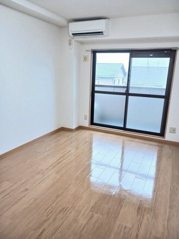 アルモニーＢの居間・リビング|使いやすいリビングです