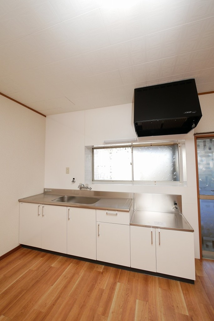 濱本貸家のキッチン|濱本貸家