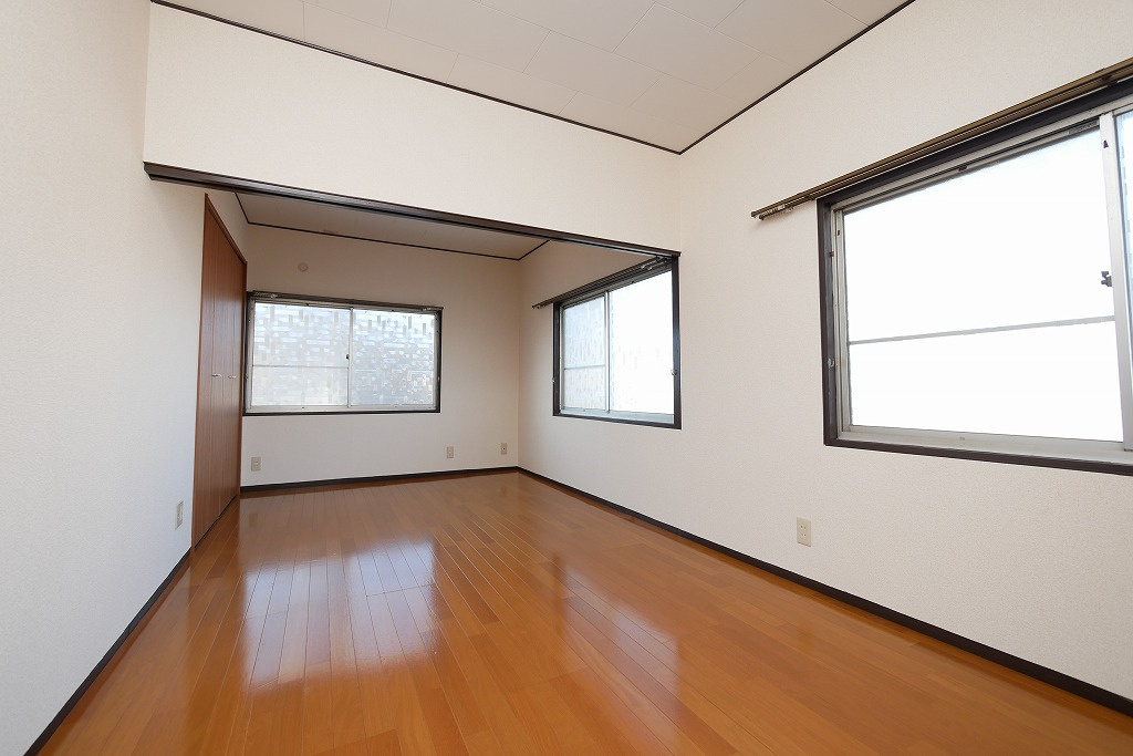 濱本貸家の洋室|濱本貸家