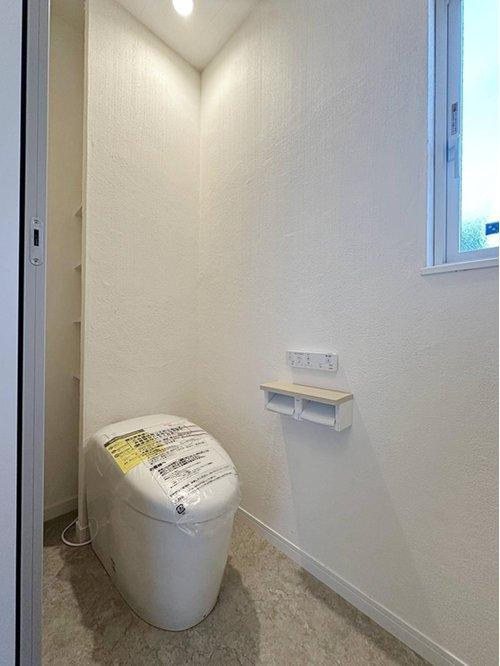 佐伯区屋代3丁目のトイレ|1階ウォシュレットトイレ☆
各階にウォシュレットトイレがついています♪