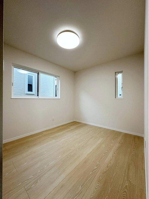 佐伯区屋代3丁目の子供部屋|5.3帖の洋室☆