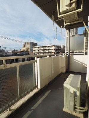 【バルコニー】 | チェスターハウス川口