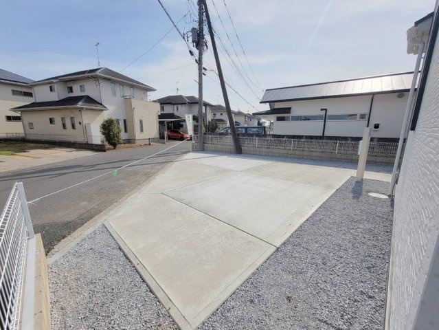 【LiveleGarden】宇都宮市細谷 第7 全3棟の外観|〇3号棟【4LDK+2WIC+カースペース3台】
全居室6帖以上のゆとりプラン♪子育てファミリーに人気の和室がついた間取りです☆
※2026年1月撮影
