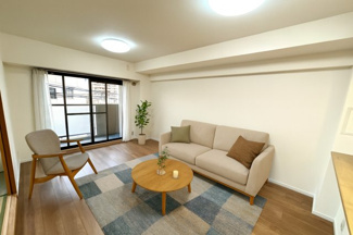 【居間・リビング】 | リベール千里新芦屋 | ※家具はAIで配置しております