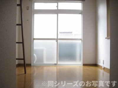 【居間・リビング】 | ウイング唐原　★プライスホームなら仲介手数料が割引価格です！★