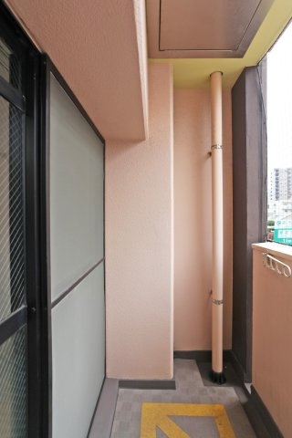 ダイナコート姪浜　3階のバルコニー|別号室のものです。現状優先です。