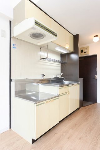 ダイナコート姪浜　3階のキッチン|別号室のものです。現状優先です。
